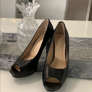 Black open toe pump